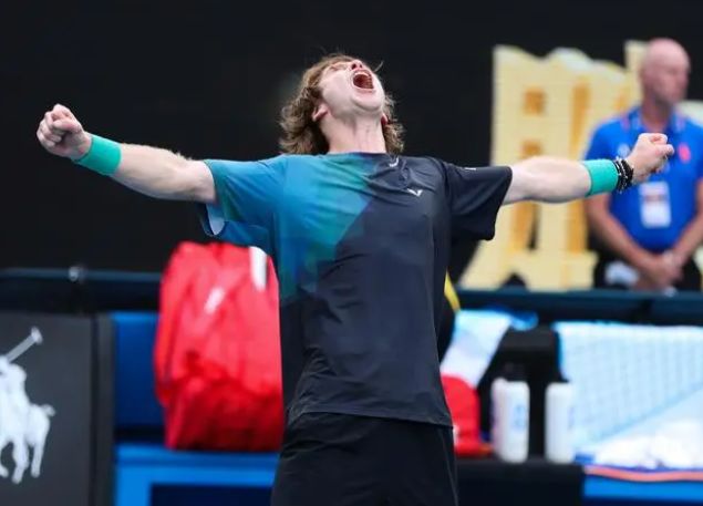 度竞技表现 度竞技表现